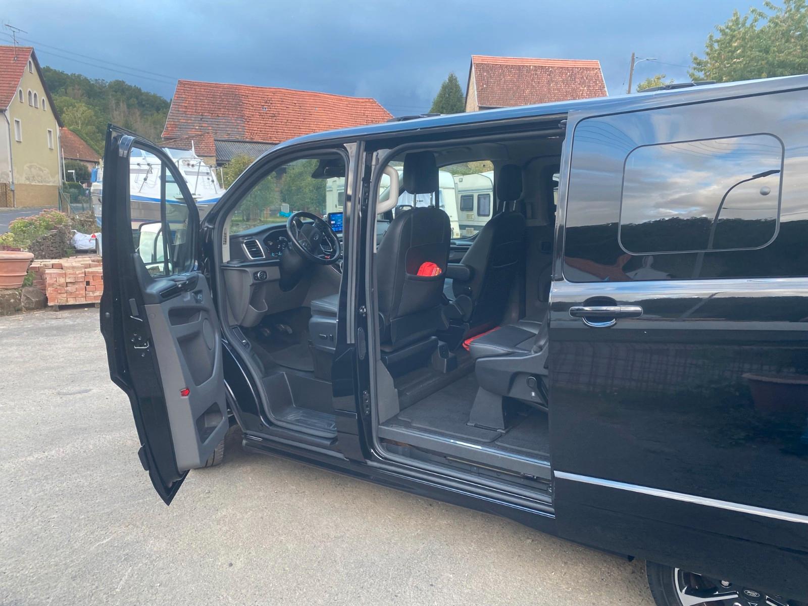 Ford Tourneo Custom/Titanium Sport