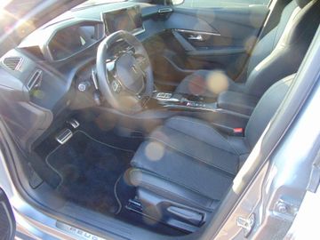 Bild 7 Peugeot 208 Hybrid 136 GT
