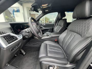 BMW X7 - 10
