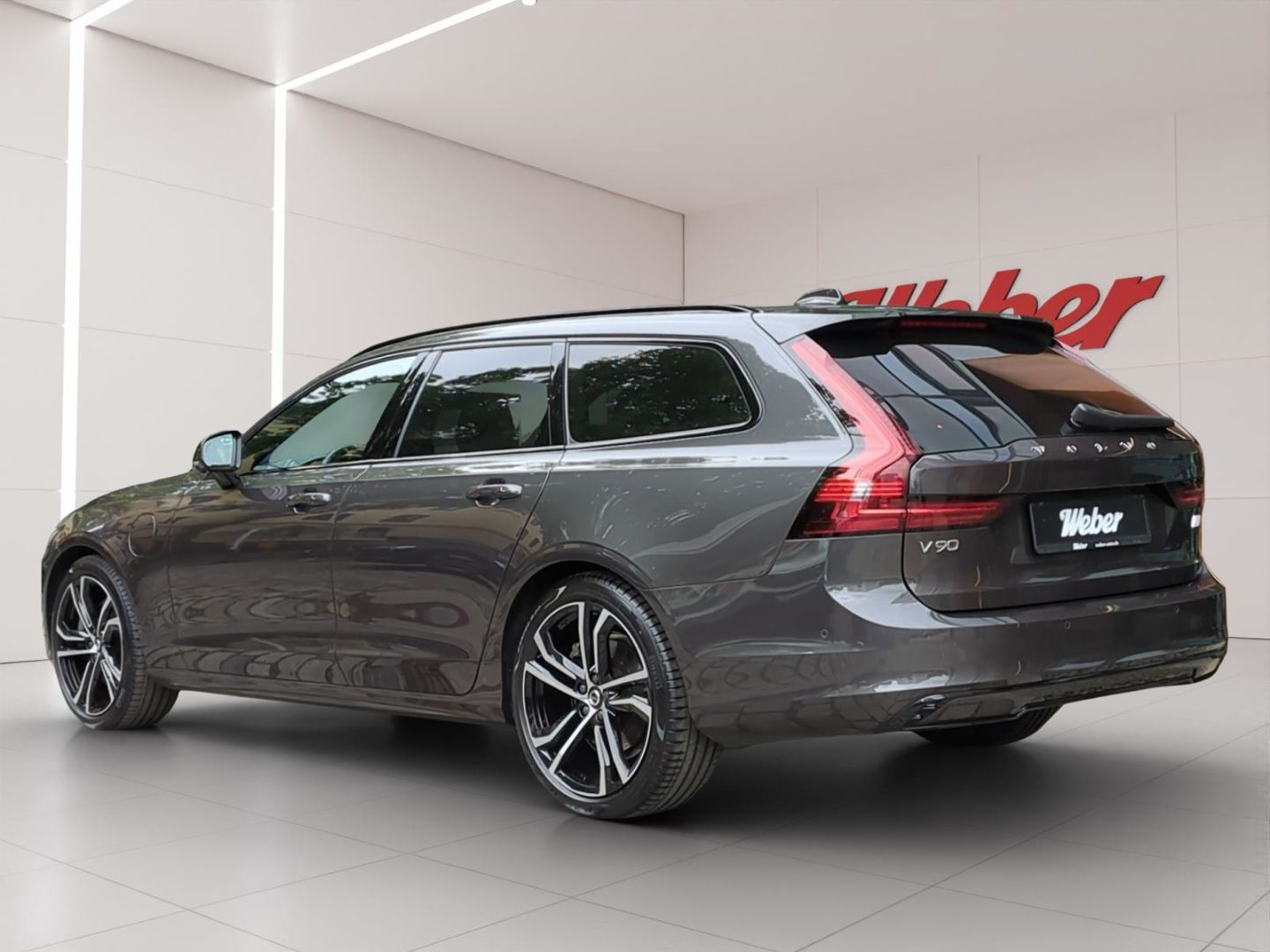 Volvo V90 T6 Recharge R-Design Luft HUD Nappa SH Pano foto 4