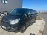 Ford Tourneo Custom - Ford Tourneo Custom mit Diesel-Antrieb: mit Klimaautomatik