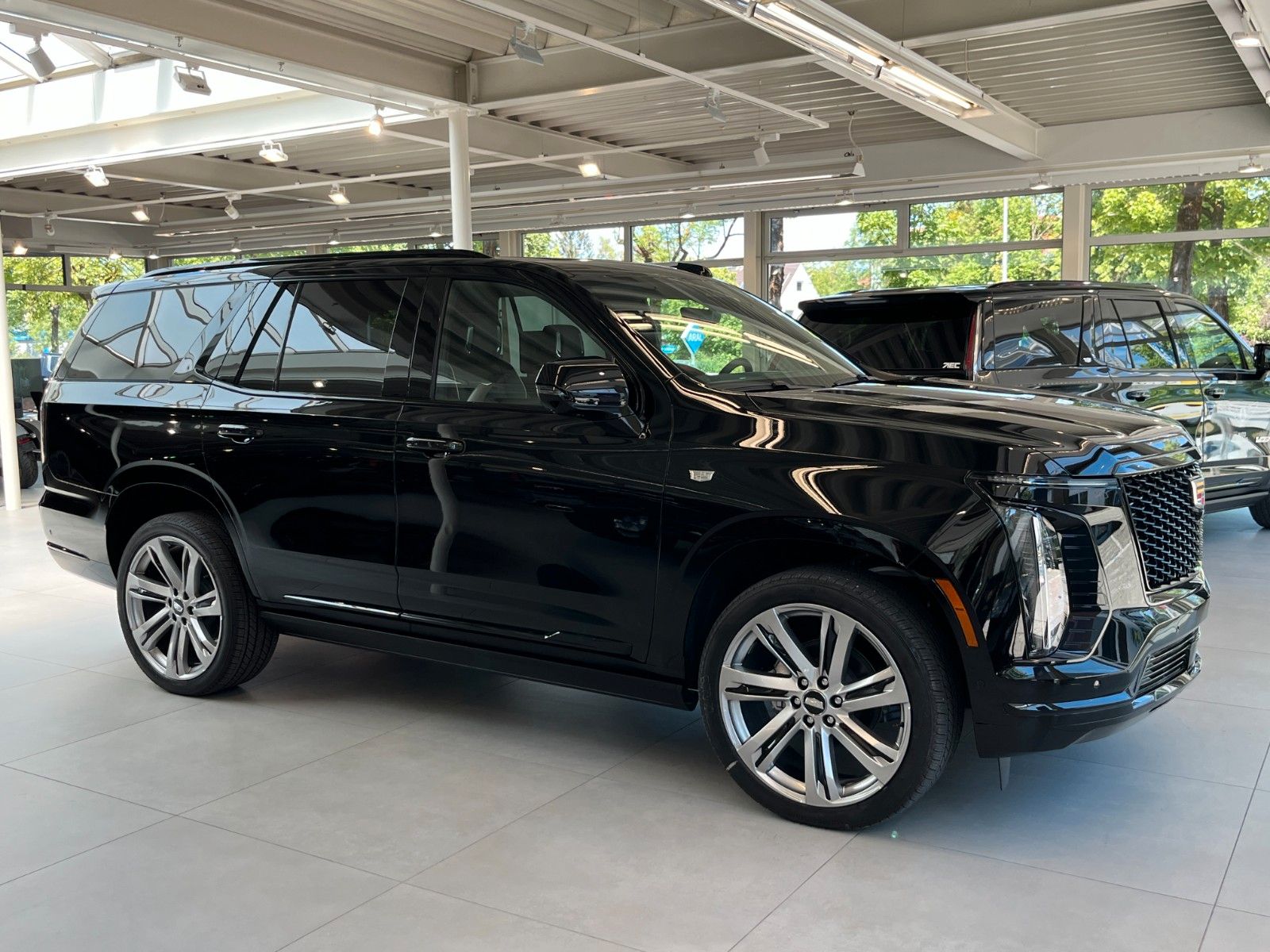 Fahrzeugabbildung Cadillac Escalade Sport Platinum 6.2 V8  4x4 LPG