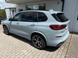 BMW X5 M50 NightVision Massage Laser HARMAN 360° AHK - BMW X5 M50 in Düsseldorf