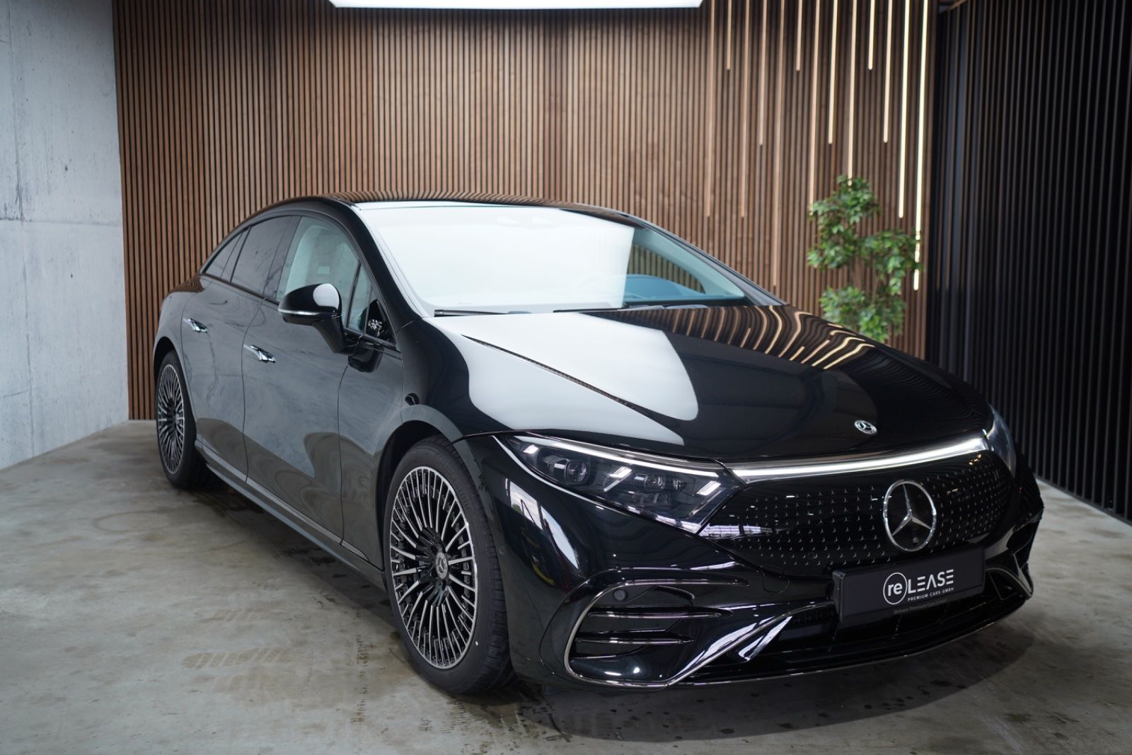 Mercedes-Benz EQS 500 4Matic Edition 1