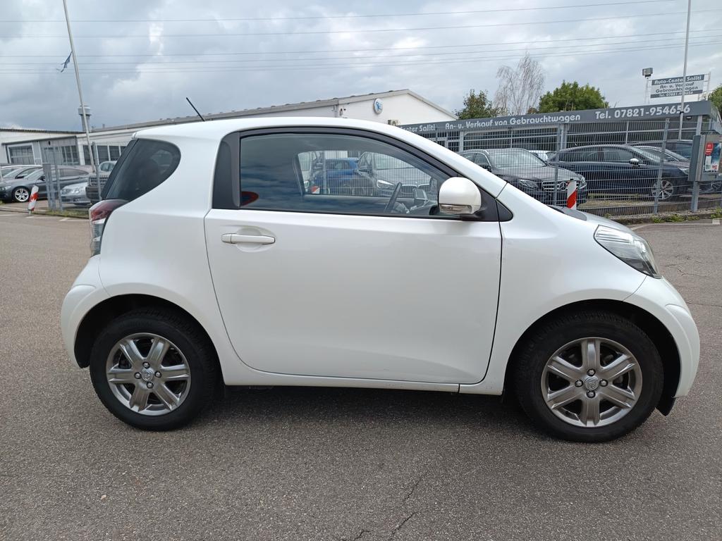 Toyota IQ