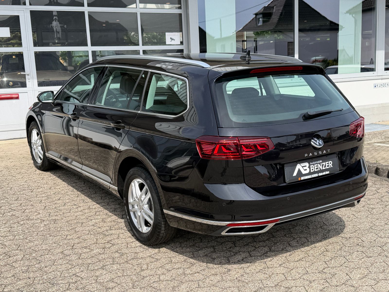 Fahrzeugabbildung Volkswagen Passat 2.0 HIGHLINE /KAMERA/MASSAGE/SHZ/LED/NAVI