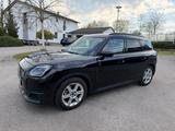 MINI Countryman SE ALL4 Panorama/ AHK/ Garantie 09/29 - Elektro Kleinwagen mit Anhängerkupplung