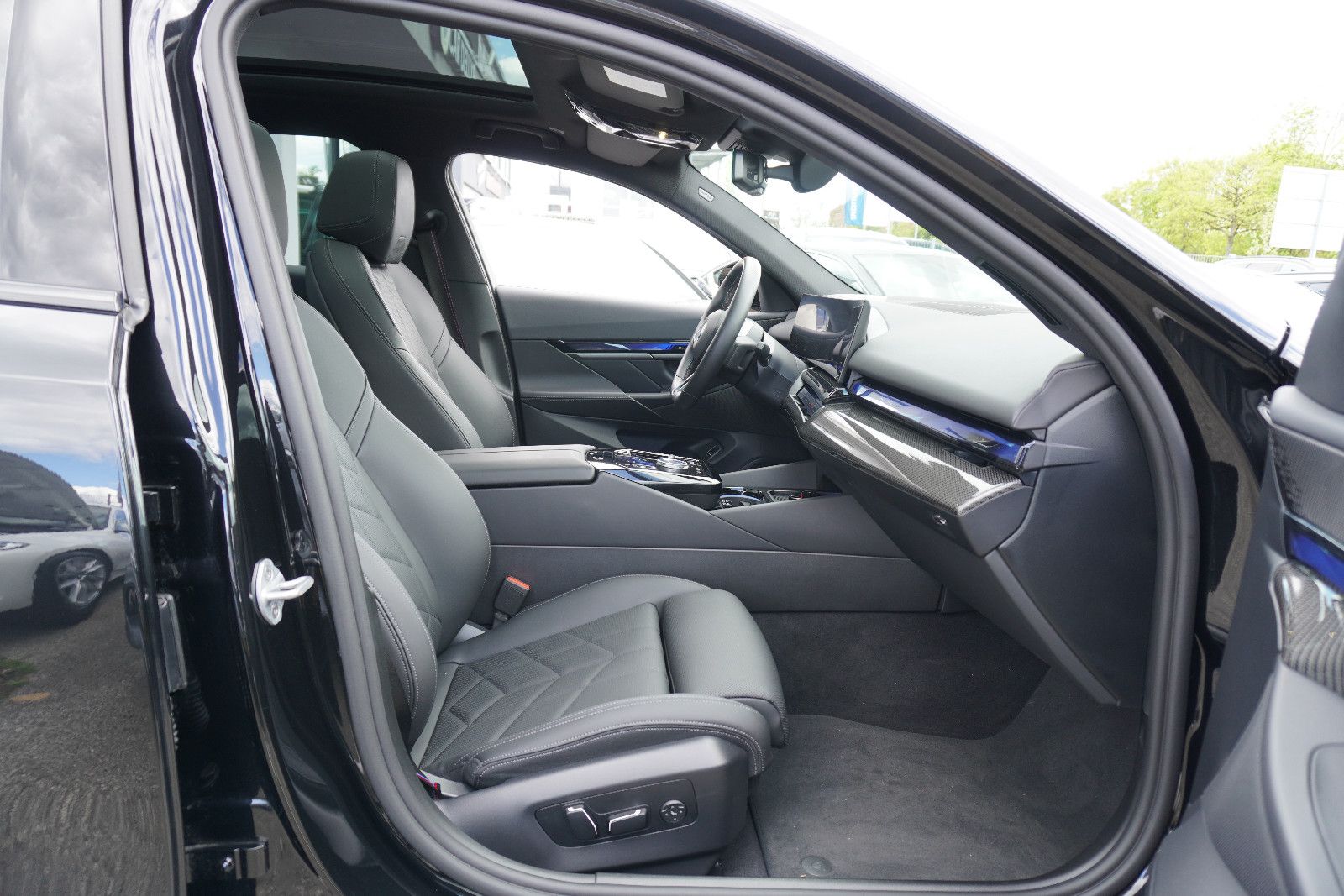 BMW i5 M60 xDrive Lim.*NAVI*LEDER*LED*SEHR GEPFLEGT* foto 19