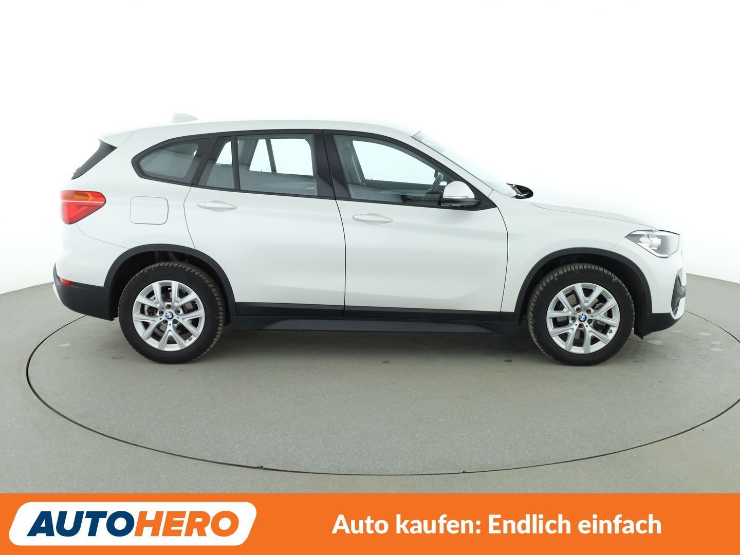 BMW X1 sDrive 18i Advantage Aut.*NAVI*TEMPO*PDC*SHZ* foto 7