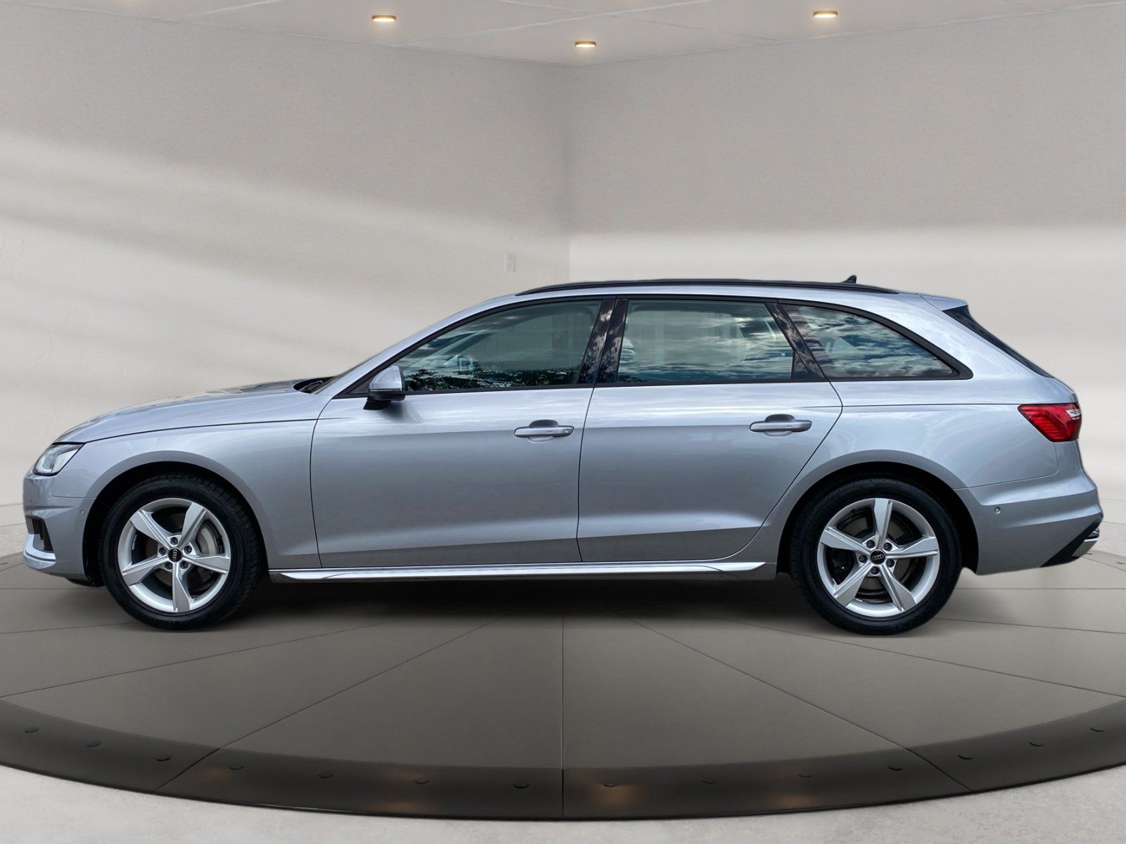 Audi A4 Avant Advanced 40 TDI quattro S tronic 360,LM imagem 3