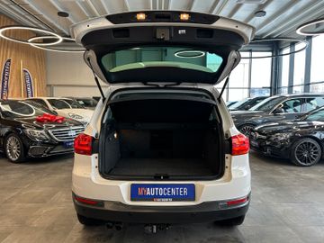 Volkswagen Tiguan Sport & Style 4Motion *2. Hand*Klima*Navi