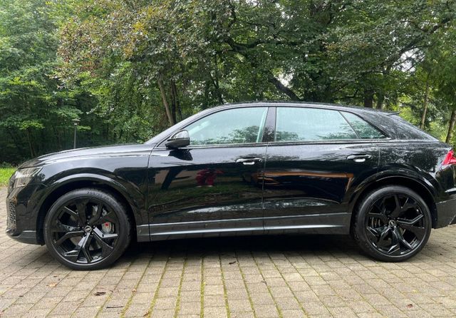 Audi RSQ8 4.0 TFSI UPE 184'!!! KERAMIK-305 KM/H-VOLL