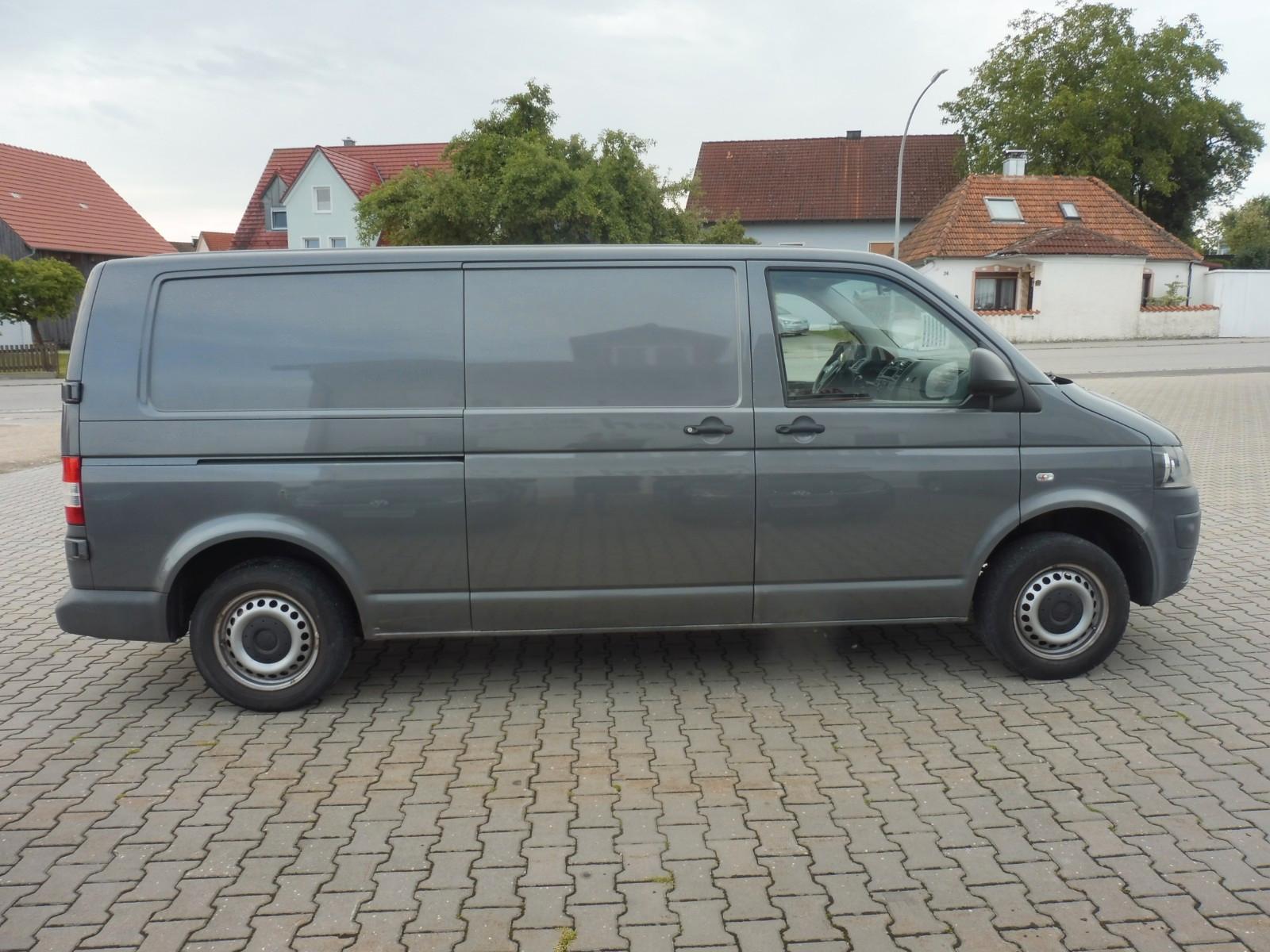 Volkswagen T5 Transporter lang/ Zweimassenschwungrad