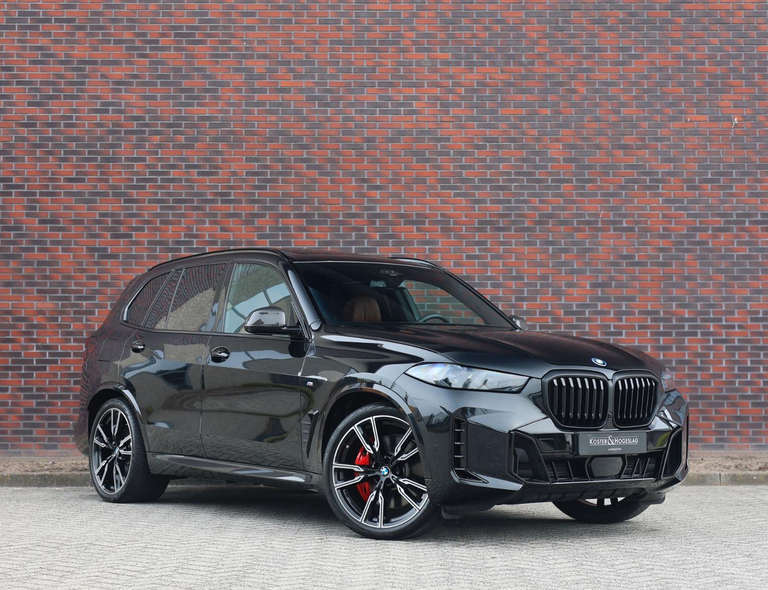 BMW X5 50e xDrive | Skylounge – AHK – B&W