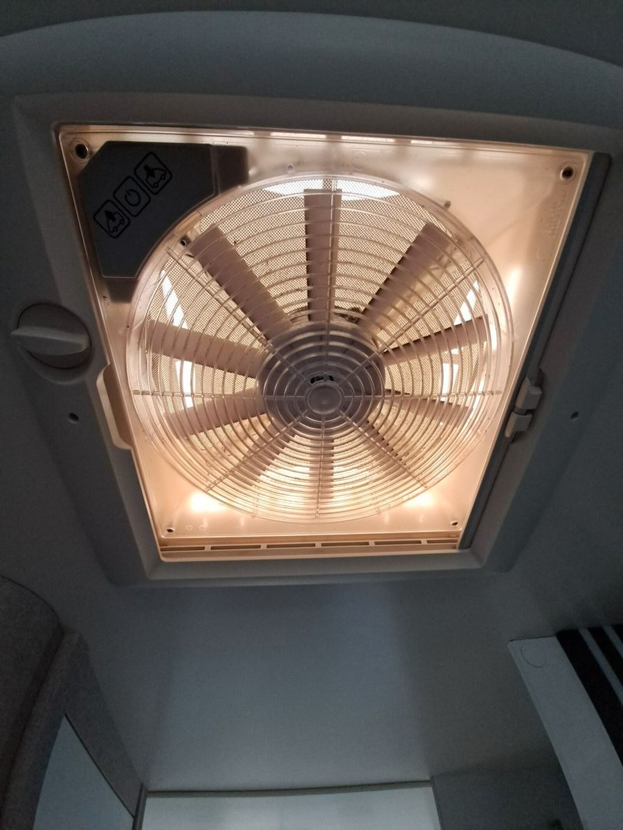 Fahrzeugabbildung Forster T FT745EB TV/Sat/Navi/Markise/Solar/Fahrradträ.