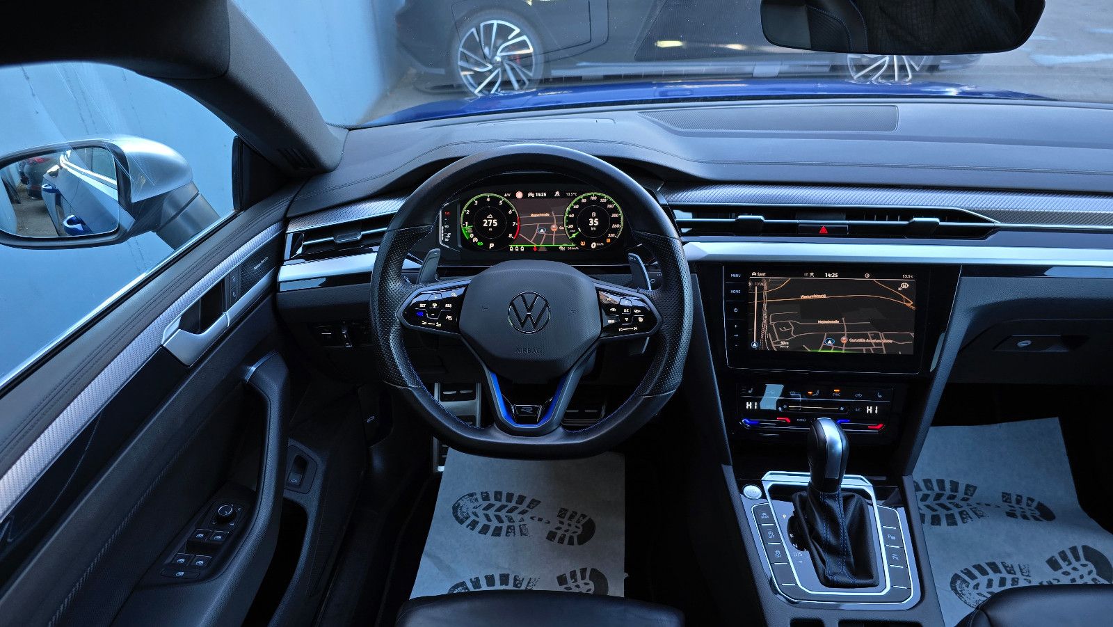 Volkswagen Arteon R 4M DSG PanoLeder ACC DCC 360 AHK 20 foto 10