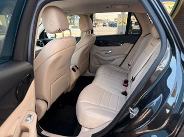 Mercedes GLC 300 - 12