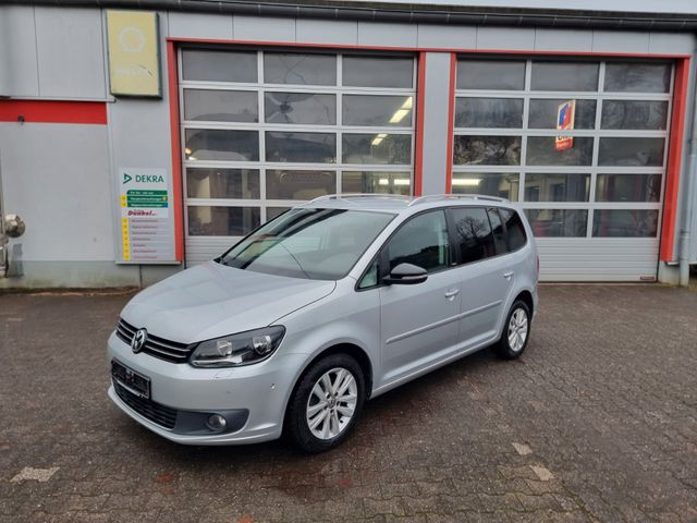 Volkswagen Touran 1.6 TDI Style BMT/ Navi/SHZ/AHK/DSG