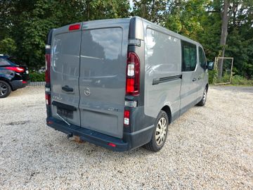 Opel Vivaro - 9