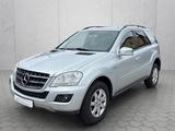 Mercedes-Benz ML 300 CDI V6 4Matic BlueEfficiency *Leder*SHZ* - Mercedes-Benz ML 300: Cdi 4matic