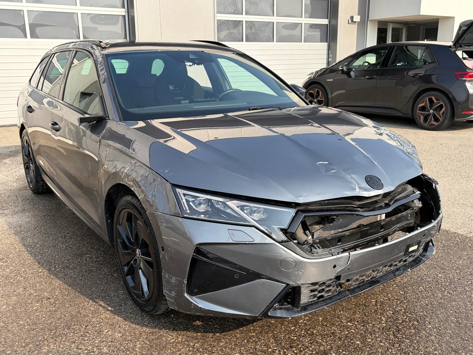 Skoda Octavia Combi 2.0 TSI 195 kW RS*el.AHV*