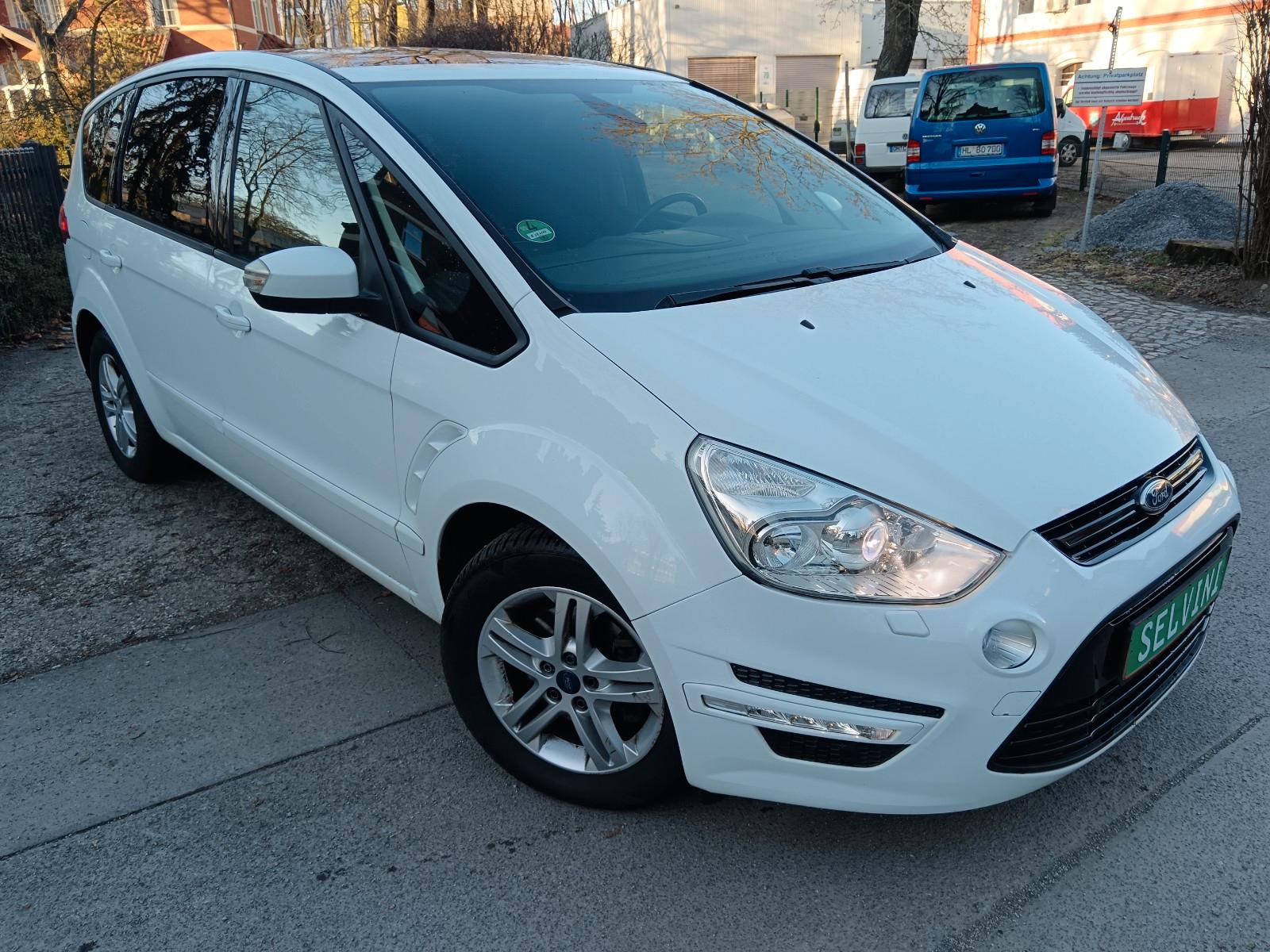 Ford S-MAXBusiness Edition-Pano-Xenon-7Sitze-Navi-Key