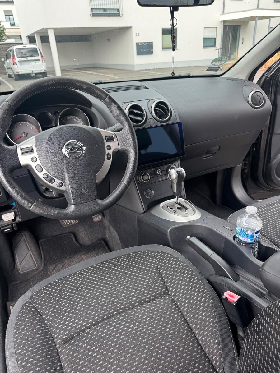 Nissan Qashqai+2 2009 — photo 13