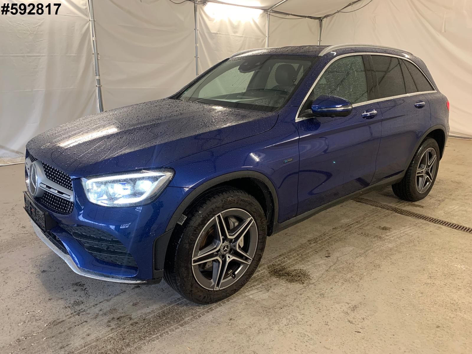 MERCEDES-BENZ GLC 300 e 4M 2x AMG Line Multibeam VirtCockp 360