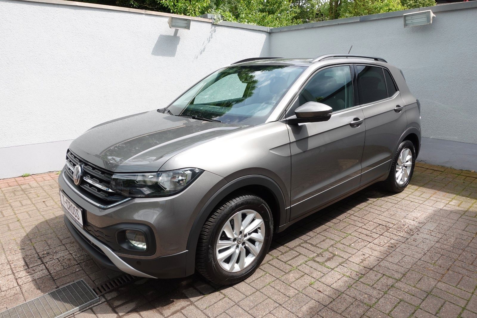 VW T-Cross 1,0 TSI 115 PS Life AppC. RFK ACC Sitzh.