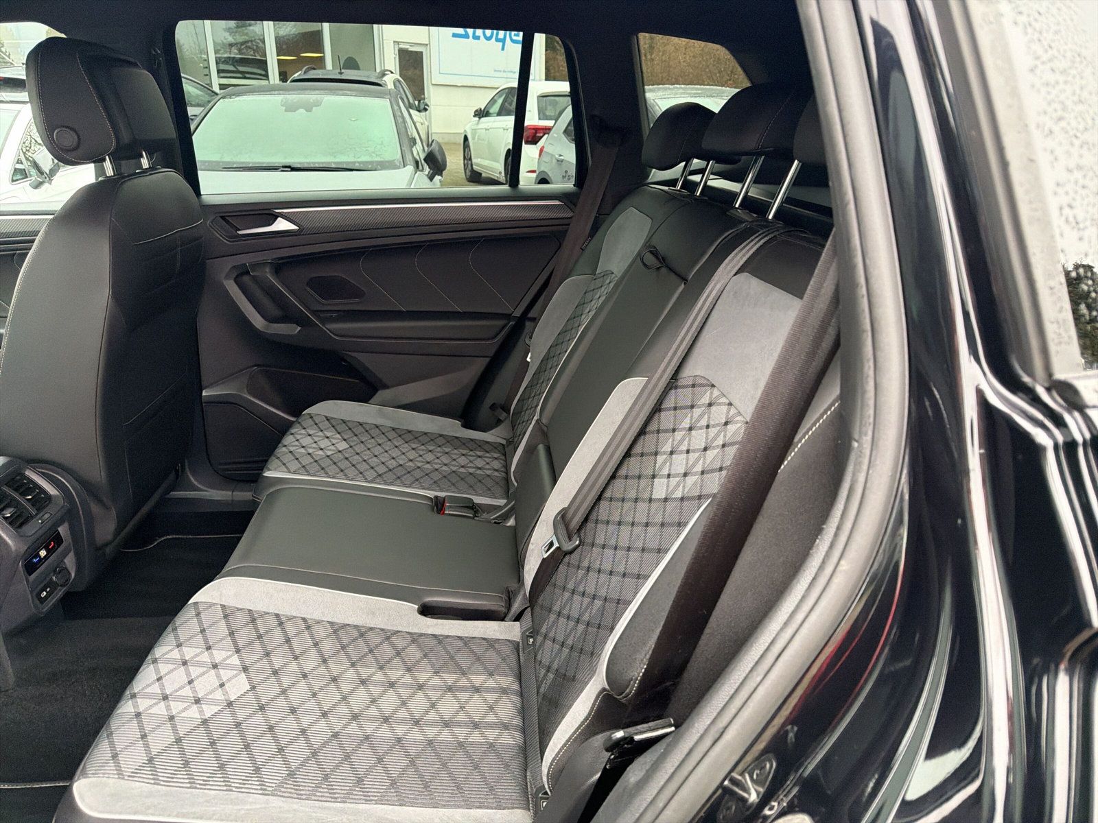 Tiguan Allspace R-Line 4MotionTDi DSG Navi