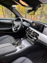 BMW 530e Electric/Motor Diplomat Top Model Wie Neu - mit Hybrid-Antrieb: Motor