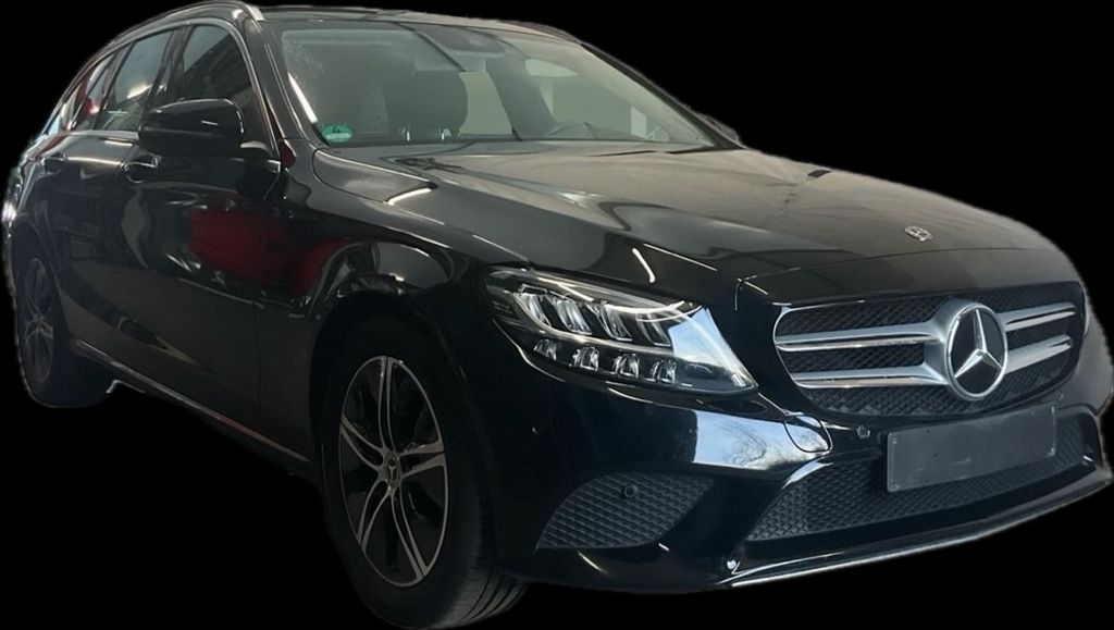 Image of Mercedes-Benz C 180