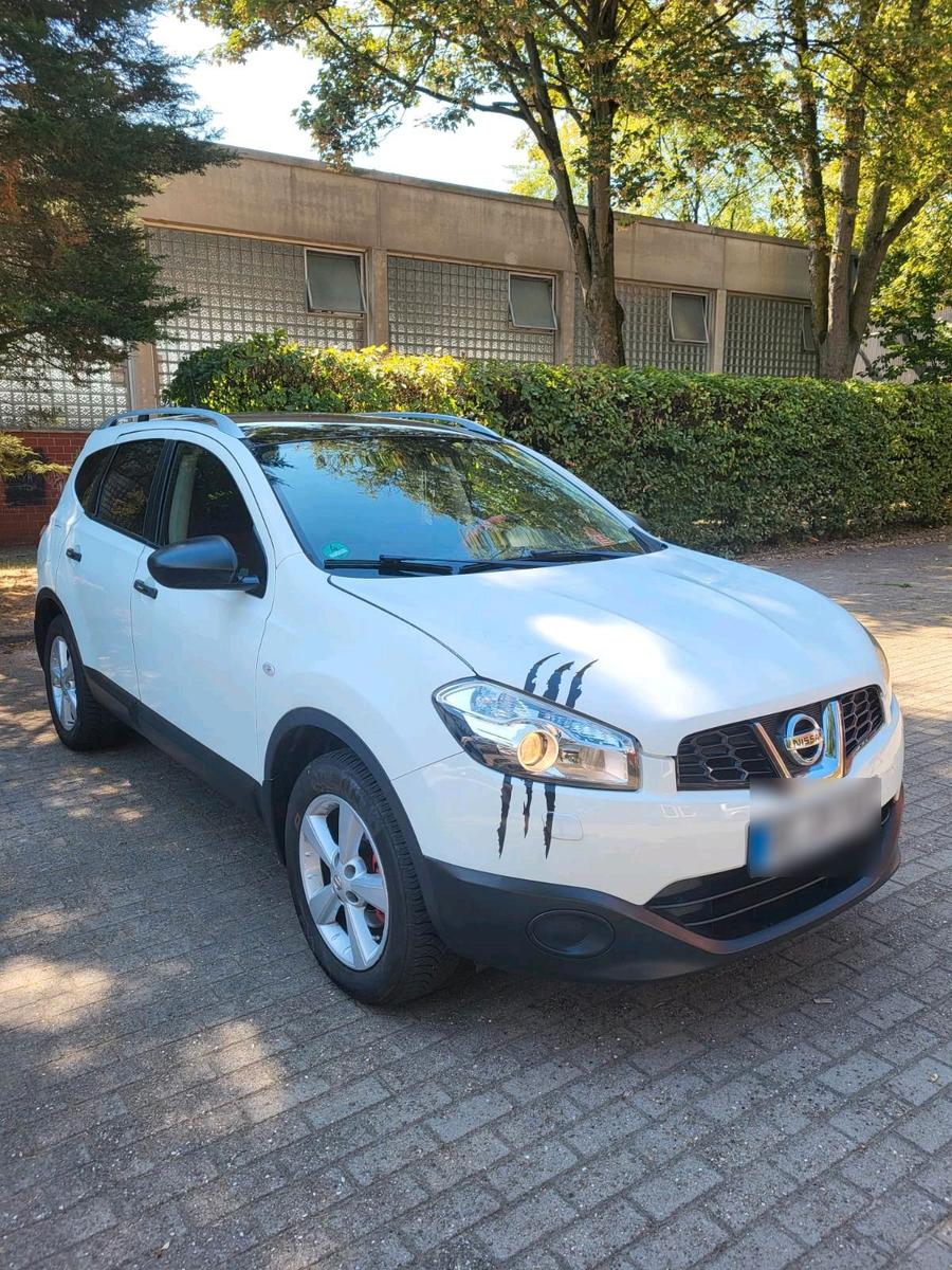 Nissan Qashqai+2
