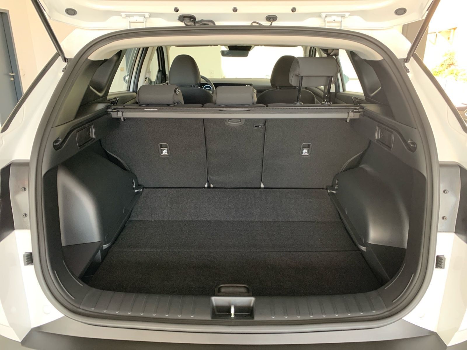 Fahrzeugabbildung Hyundai TUCSON 1.6 T-GDI 7-DCT Select Navi LED