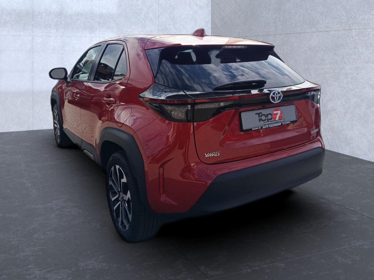 Toyota Yaris Cross 1.5 Hybrid Team D "Safety,Navi,Winte