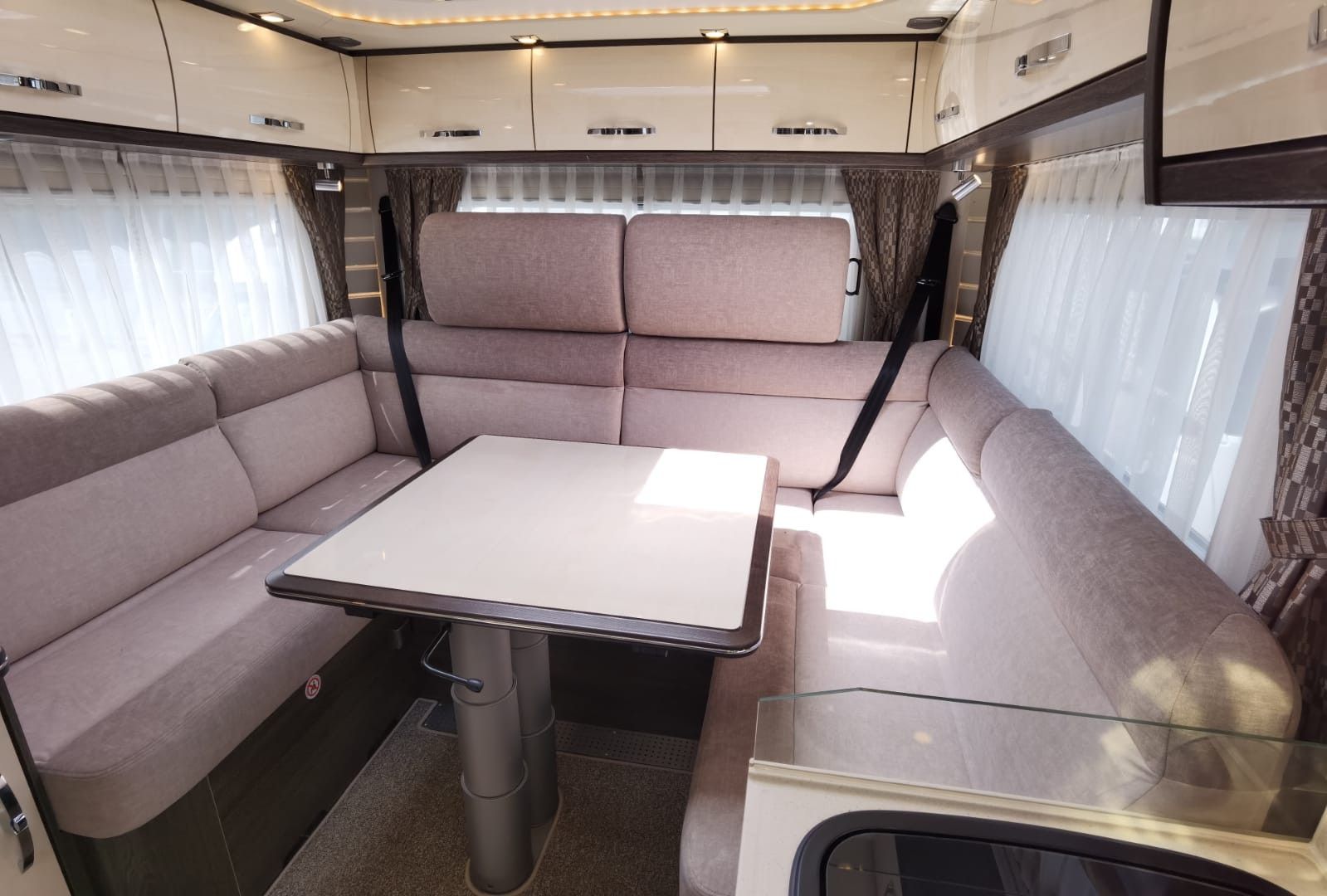 Fahrzeugabbildung Phoenix Maxi-Alkoven 7800 RSL *SommerSale**