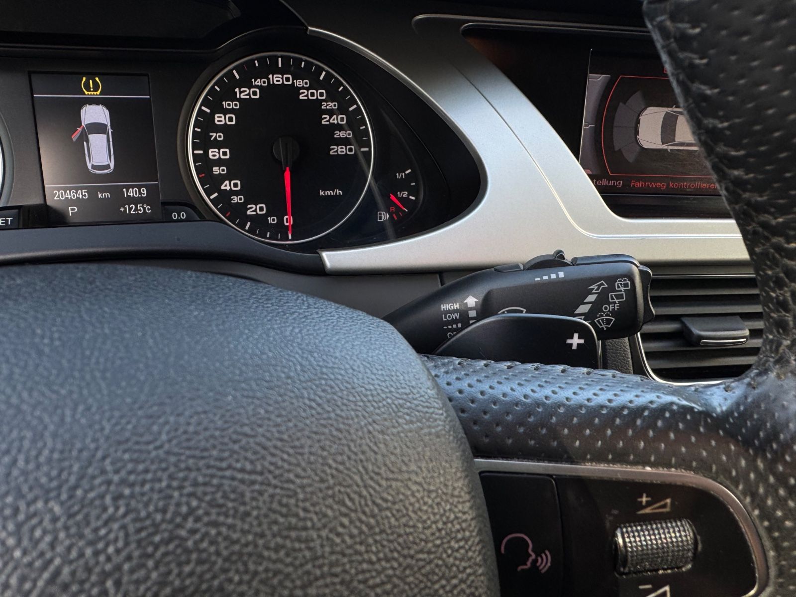 Fahrzeugabbildung Audi A4 Avant Ambition quattro*8Fach Alu*LED*Xenon