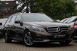 Mercedes-Benz E 200 CGI T/BlueEff/Navi/PDC/Glasdach/LED/Sitzhz - Mercedes-Benz E-Class in Düsseldorf
