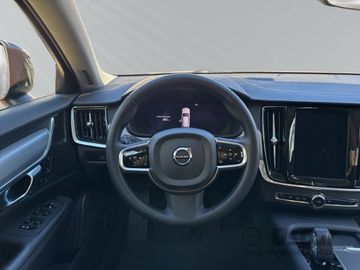 Volvo V90 Cross Country - 11