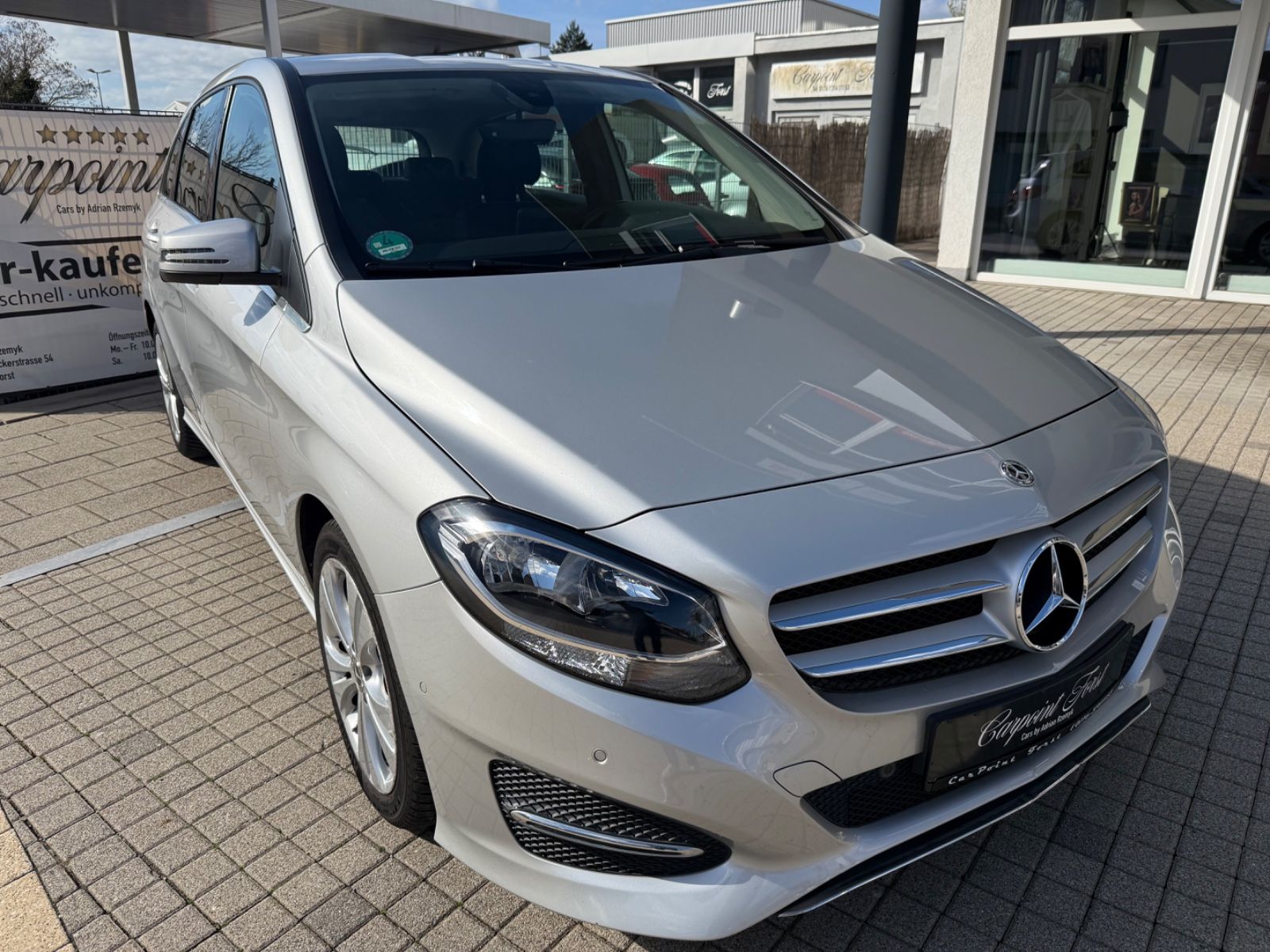 MERCEDES-BENZ B 180 , AUTOMATIK,NAVI, TüV 07.2027,uvm.