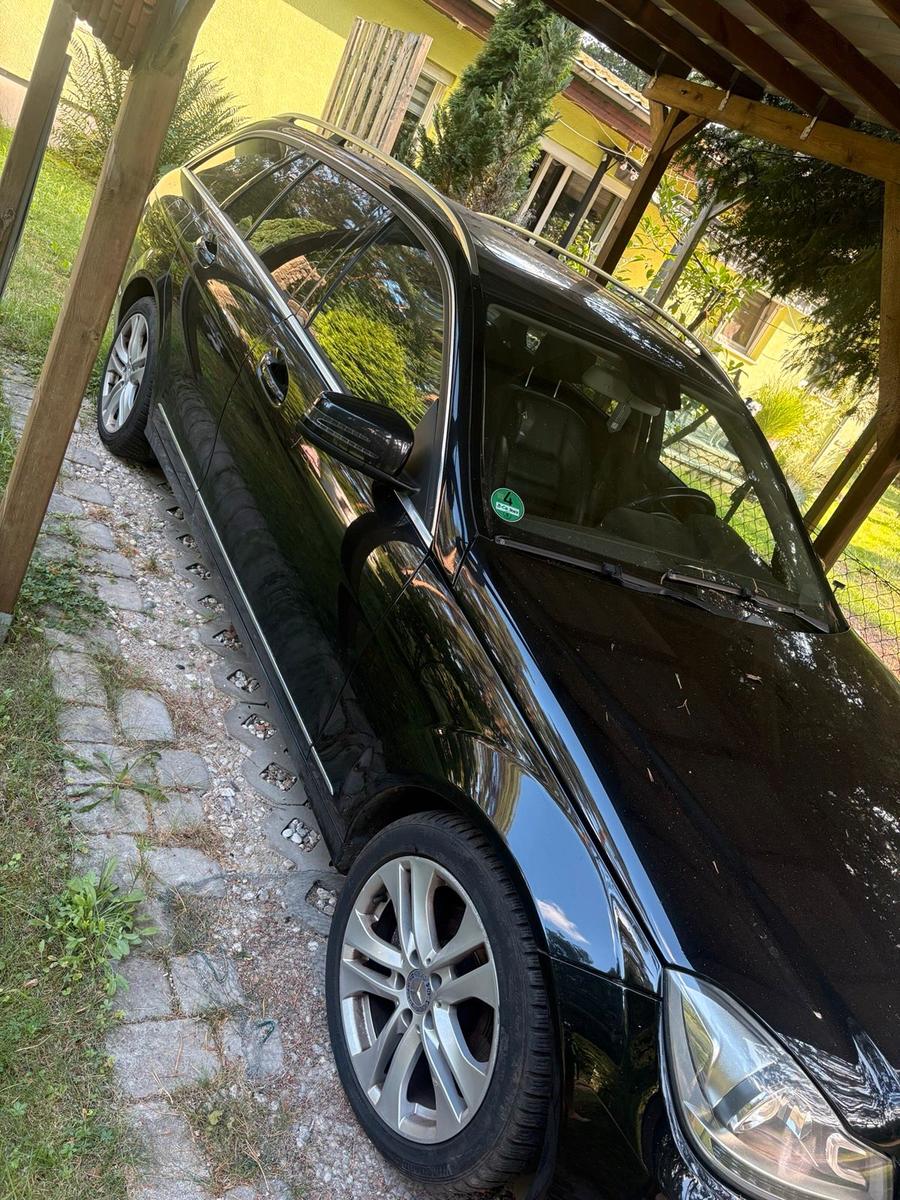 Mercedes-Benz C250 2011 — rear view