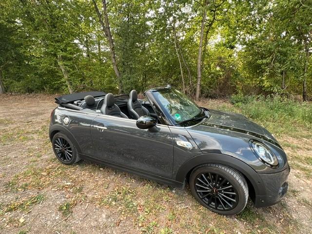 MINI Cooper S Cabrio Cooper S Sidewalk Cabrio Sid...