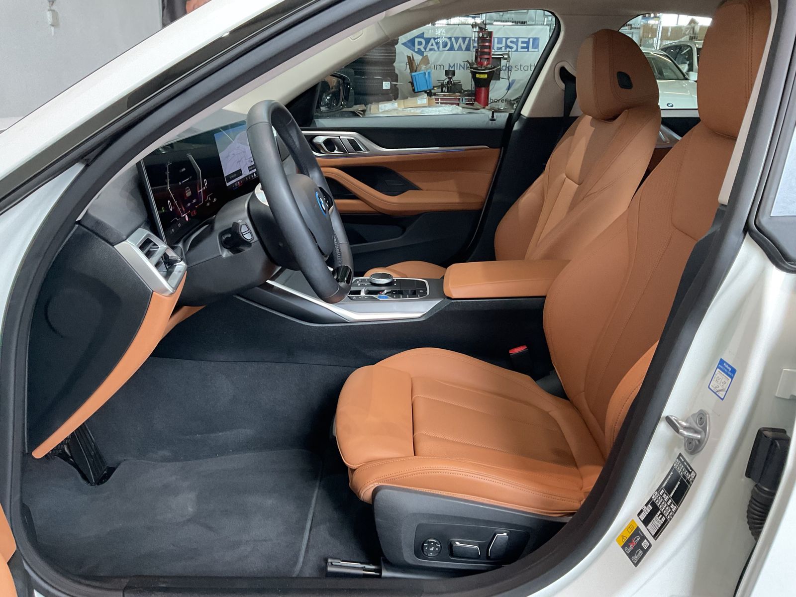 BMW i4 - Bild 7