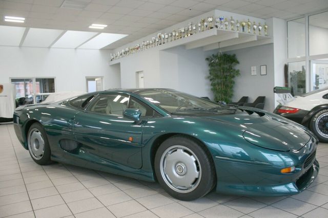 Jaguar XJ220 *ON STOCK*