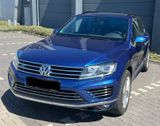 Volkswagen Touareg R-Line 3.0 V6 TDI Standh. AHK Luft. PDC - Volkswagen Touareg: V6 TDI R Line