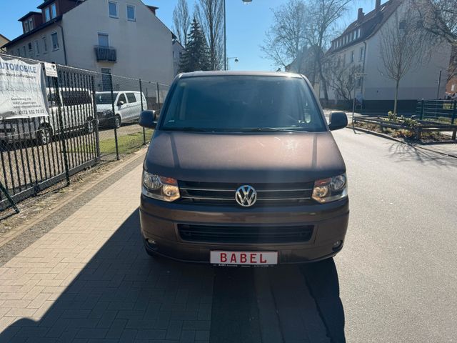 Volkswagen T5 Multivan Team/140PS/T-Winkel-Ass./SHZ/Tmp/7.S