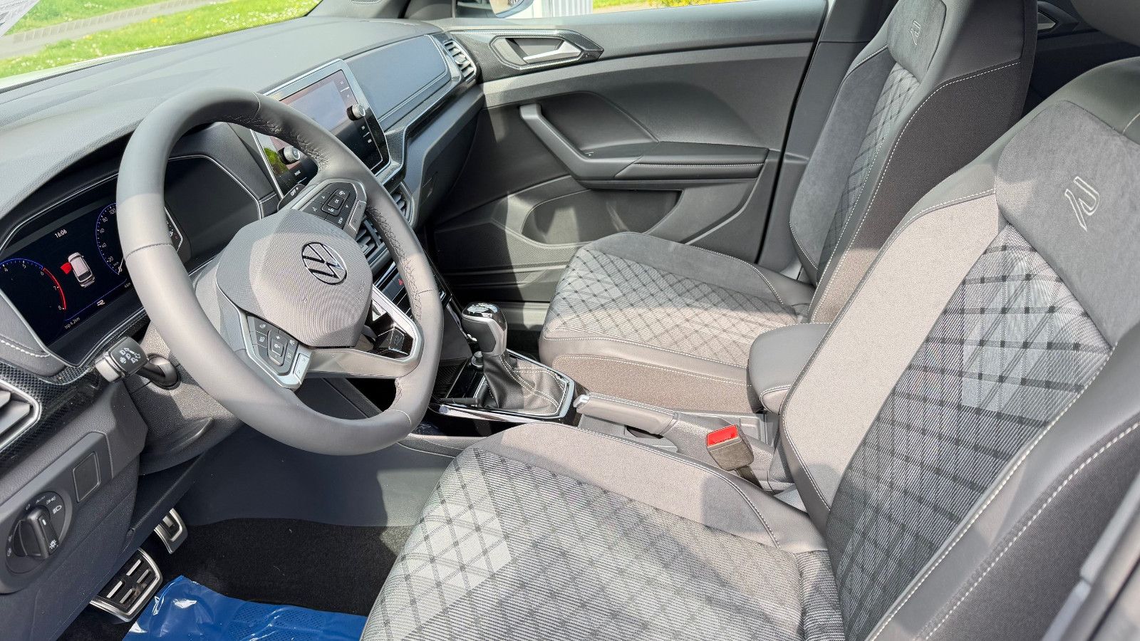 Volkswagen T-Cross - Bild 7