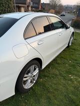 Mercedes-Benz A 250 e AMG Line|Night-Paket|Burmester|Ambiente - Mercedes-Benz 250: Limousine