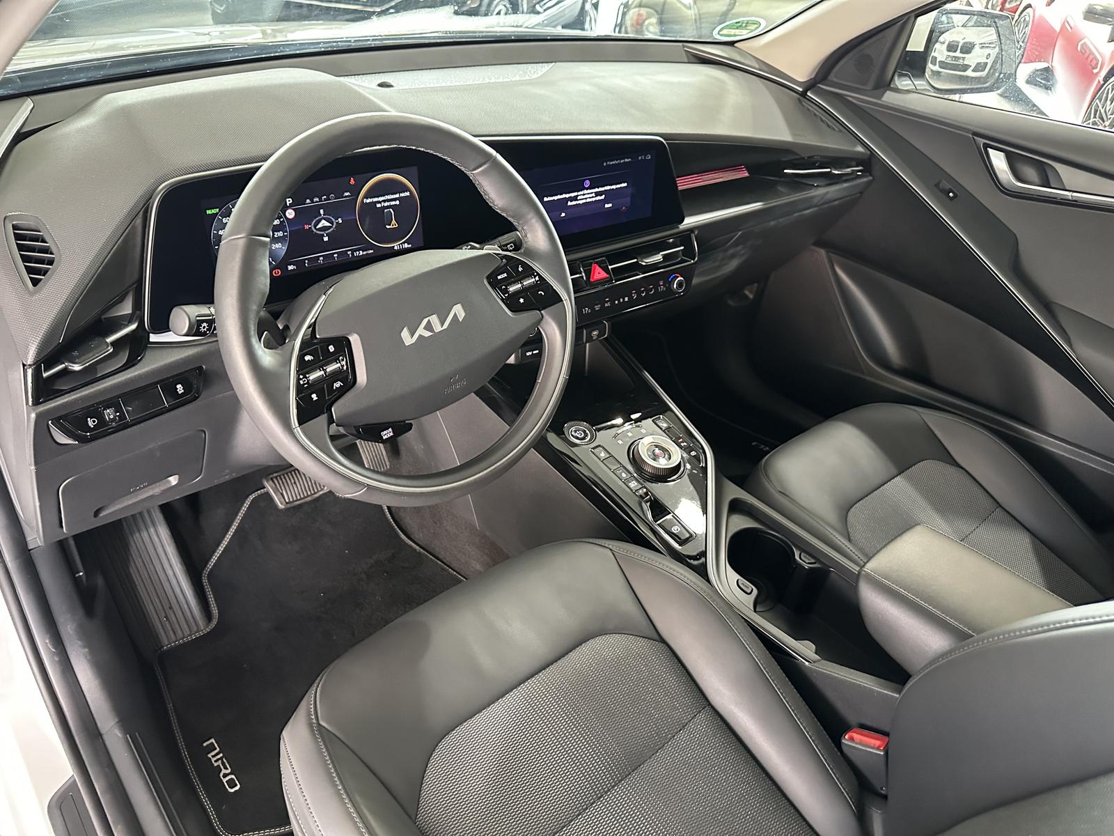 Kia Niro EV Vision/WäPu/SoH 97,7%/ACC/1Hd/NAV/RFK/BT