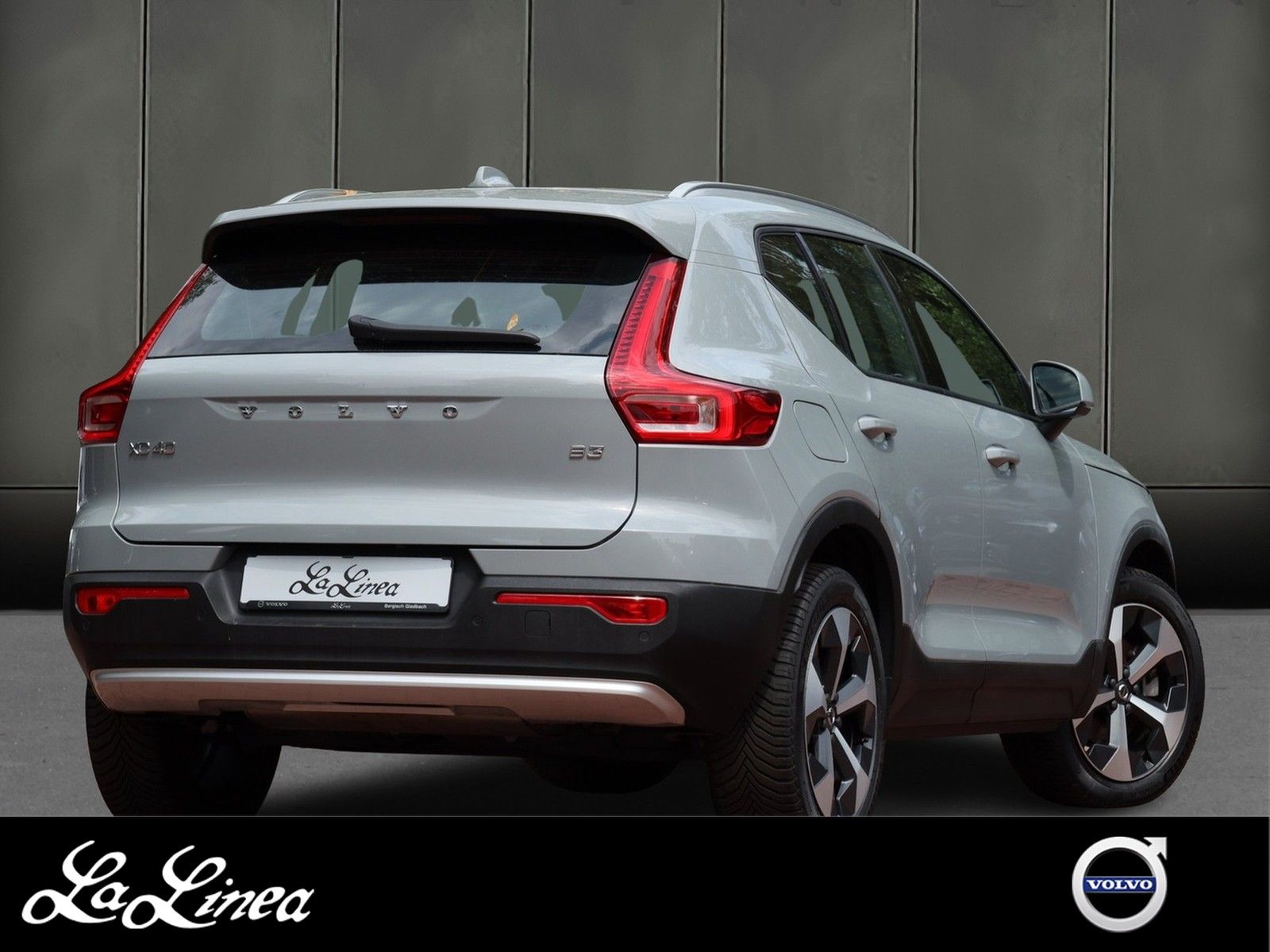 Volvo XC40 B3 Core imagem 2